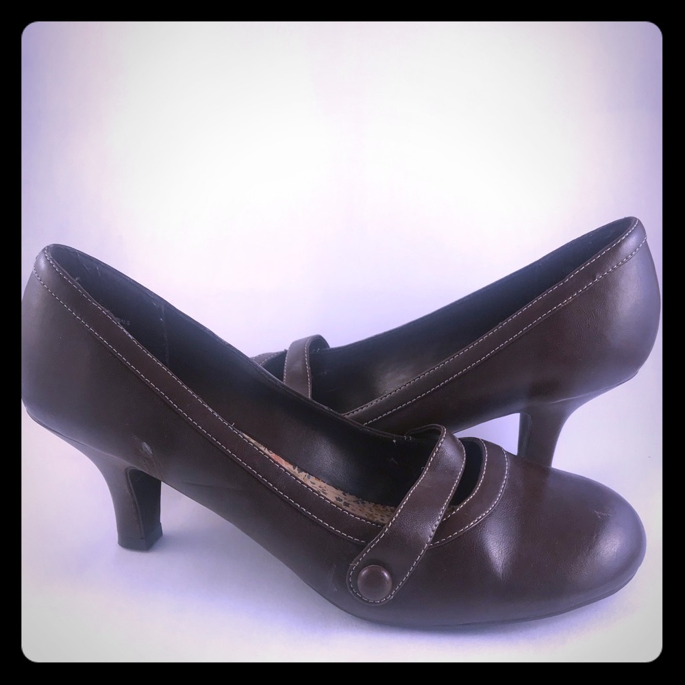 Brown Seychelles “Mary Jane” Style Heels 10